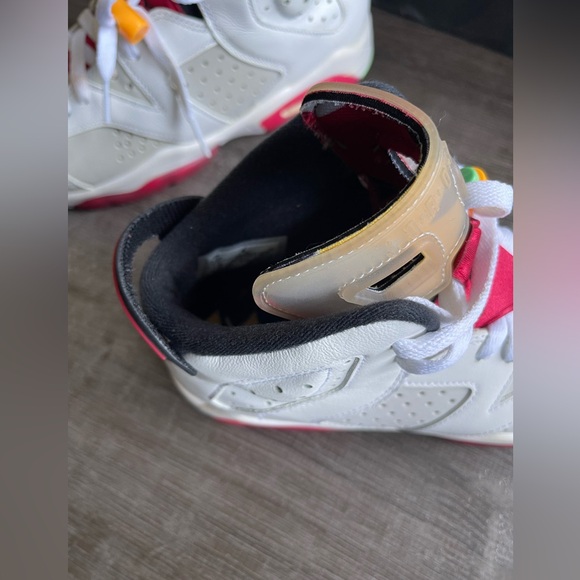 Air Jordan Retro 6 - Picture 4 of 4